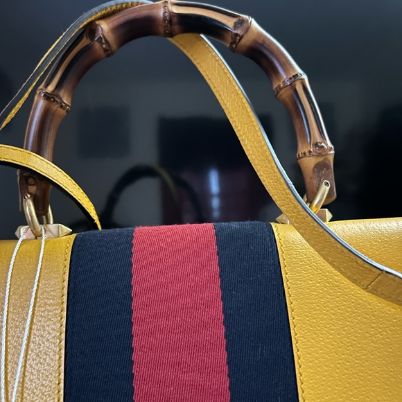 GUCCI 🦋 Butterfly Limited Edition🐝 - Picture 5 of 16